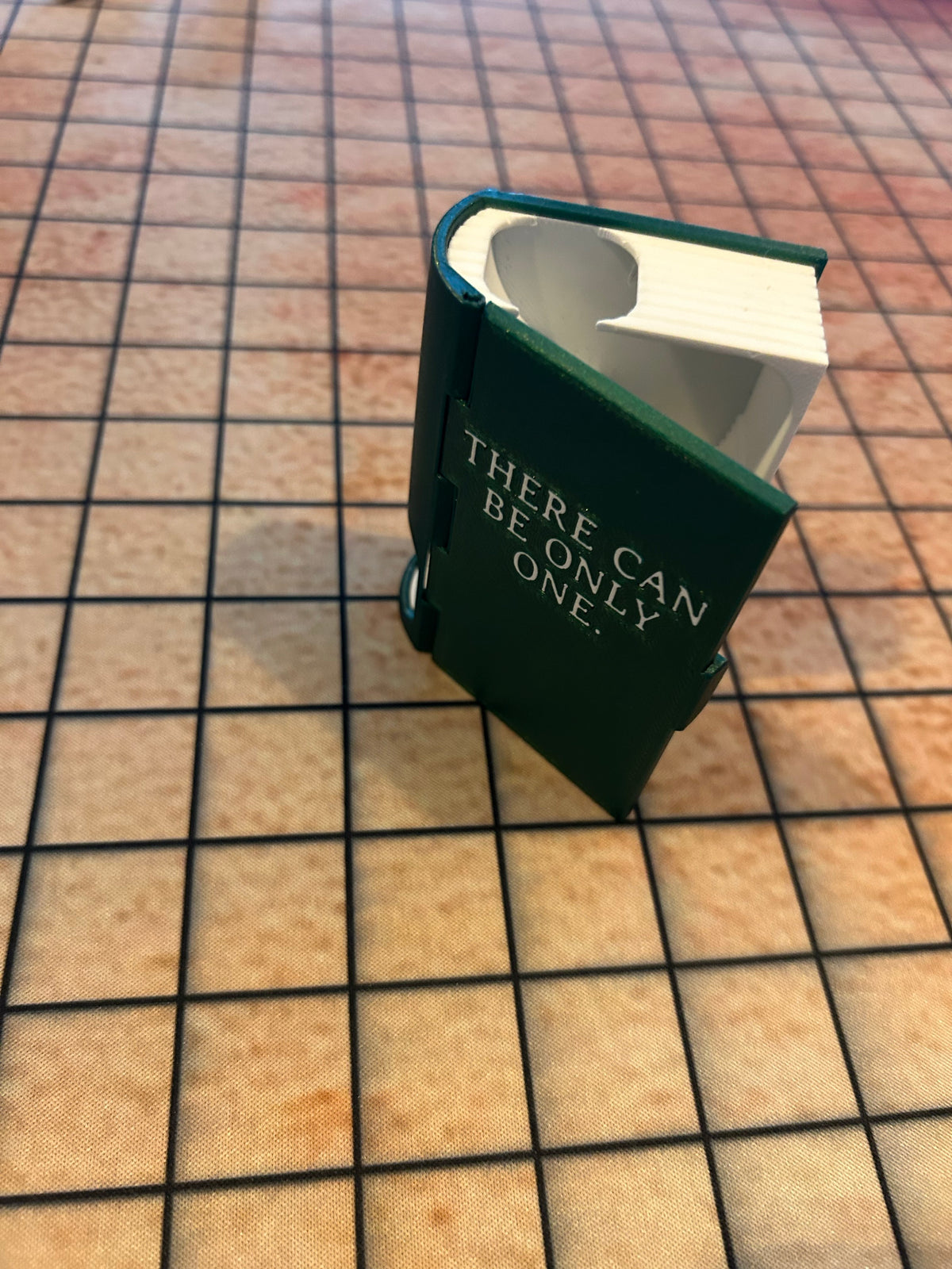 There Can Be Only One – 3D-Printed Book Dice Roller